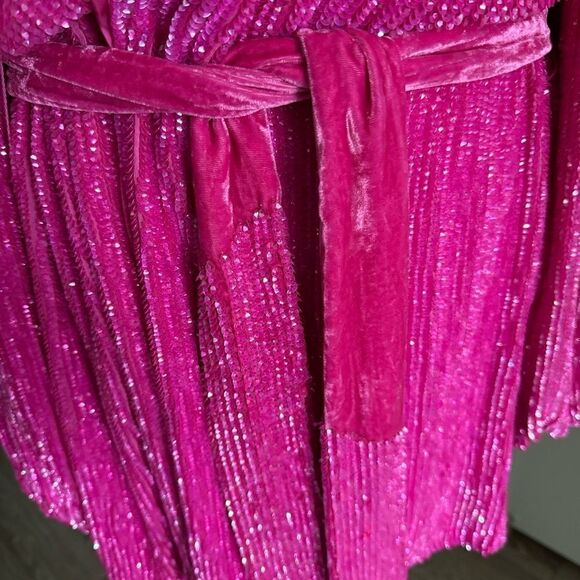 NWT Retrofete Sequins Beaded Gabrielle Robe Wrap Dress in Hot Pink Size M - Picture 6 of 10